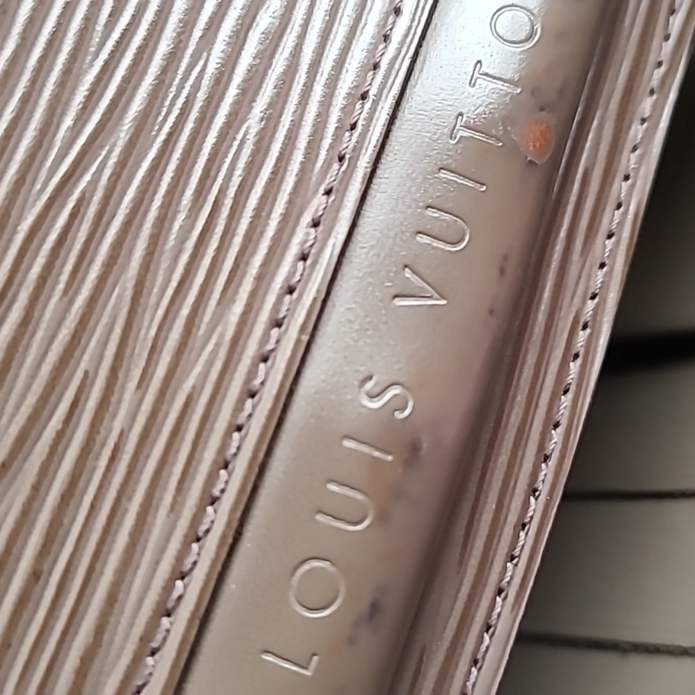 LOUIS VITTON IP LEATHER MAKE REASONABLE OFFER